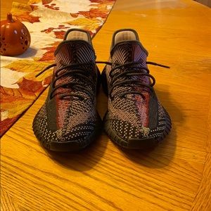 Yeezy size 11